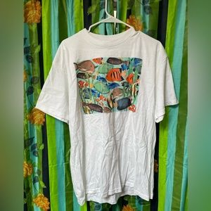 T Shirt with fish art